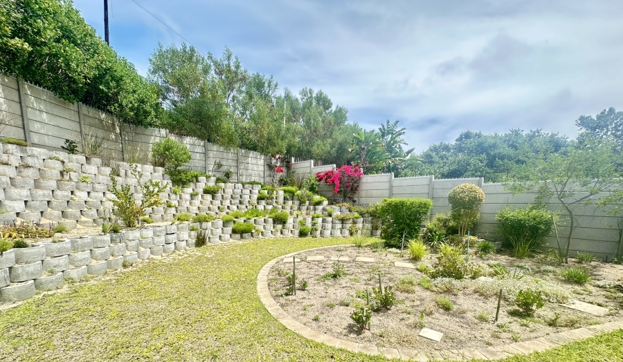 4 Bedroom Property for Sale in The Village Western Cape